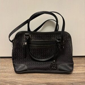 Gianni Bernini Black Handbag Double Handles  Metal Feet. Preowned Exc Condition